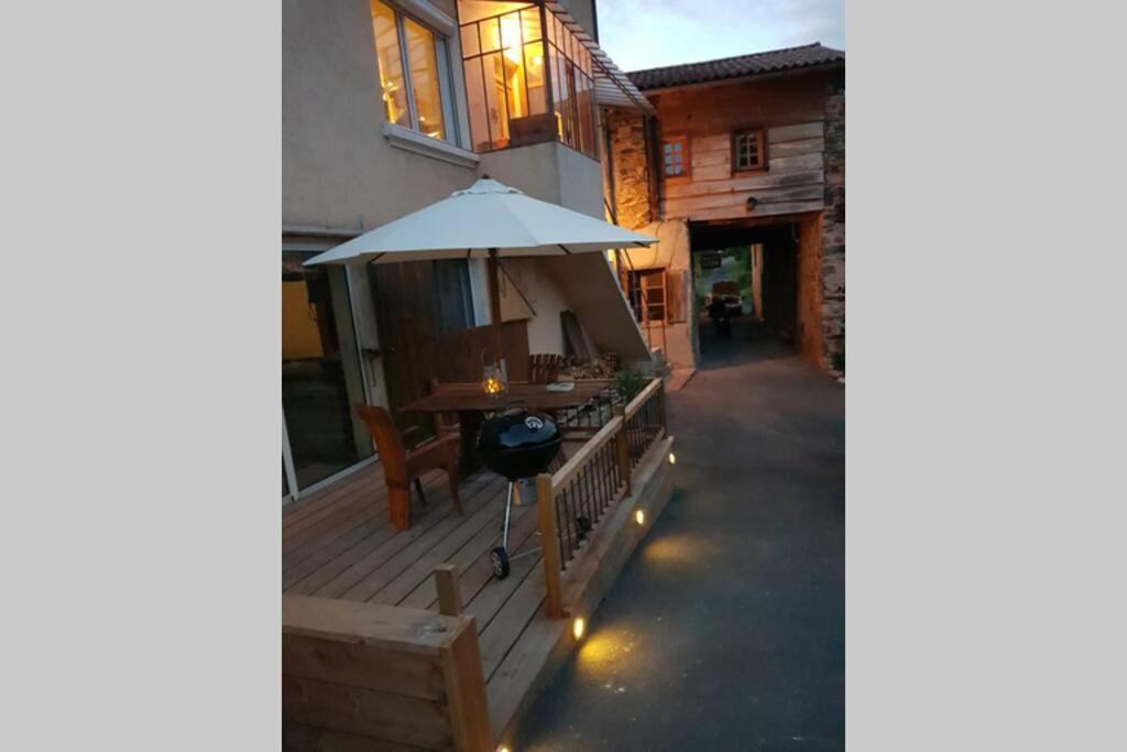 Studio tout confort entre vignes et prés Saint-Didier-sur-Beaujeu Exterior foto