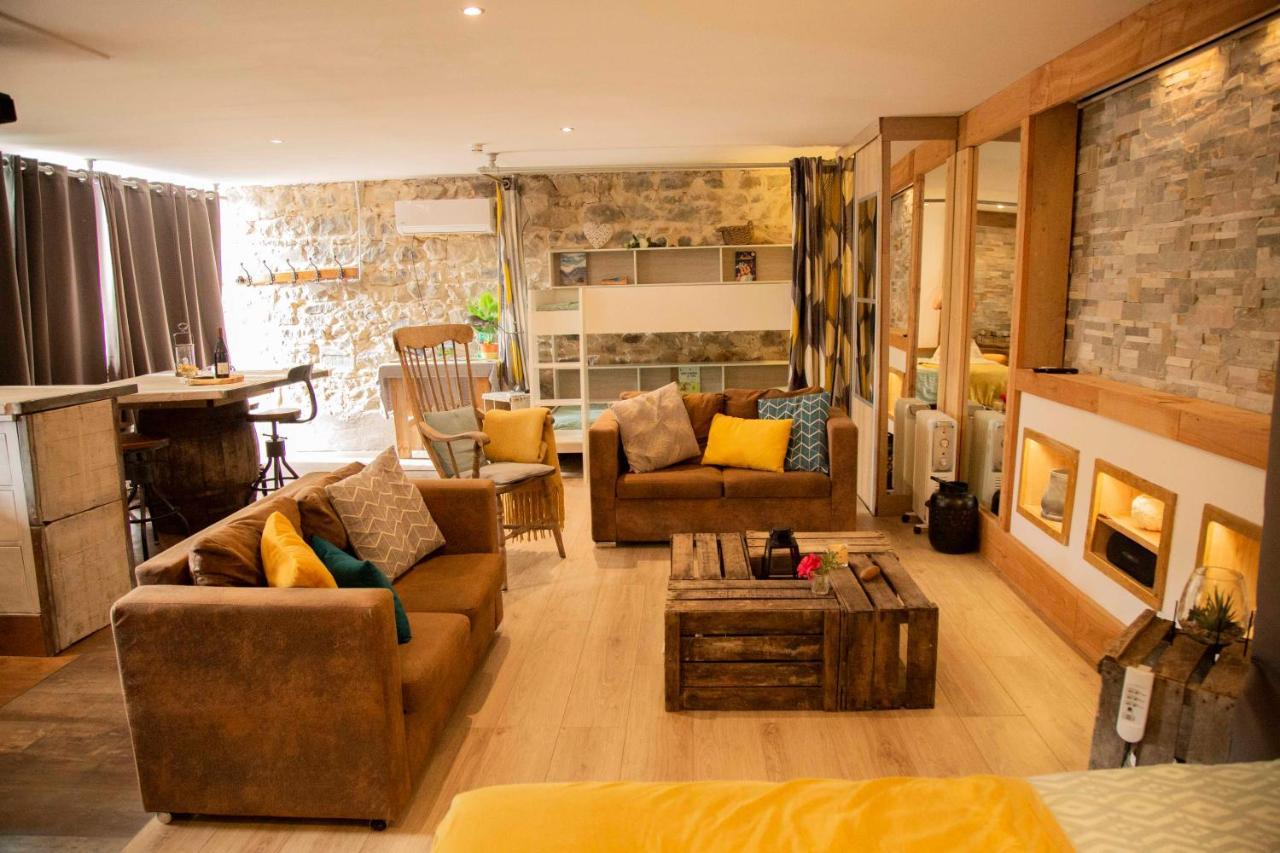 Studio tout confort entre vignes et prés Saint-Didier-sur-Beaujeu Exterior foto